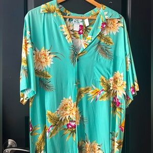 Men’s Green Button Up Top with Floral Design